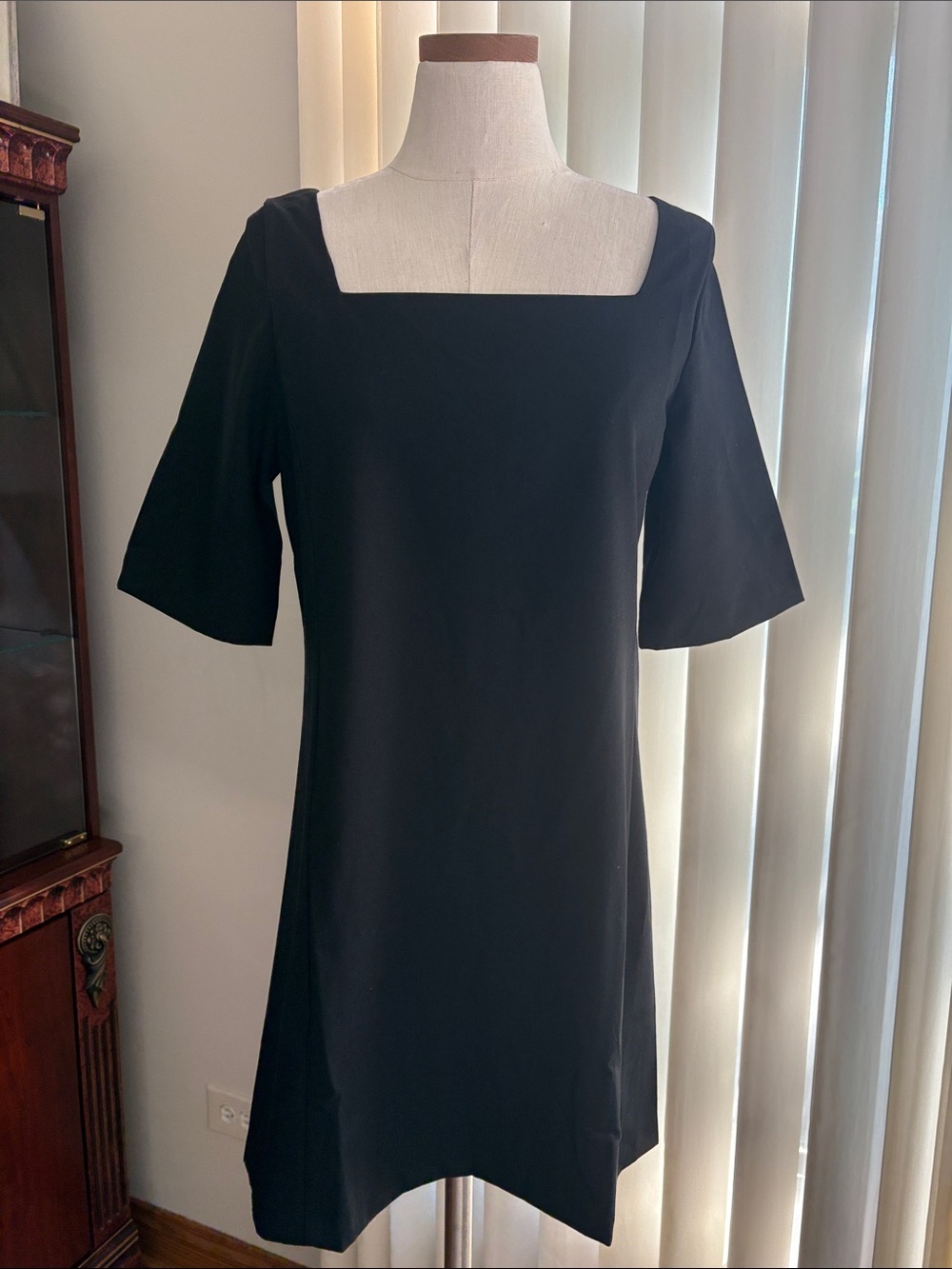 Classic Black Square-Neck Women's Dress over the head 1/2 sleeve size Small NWT